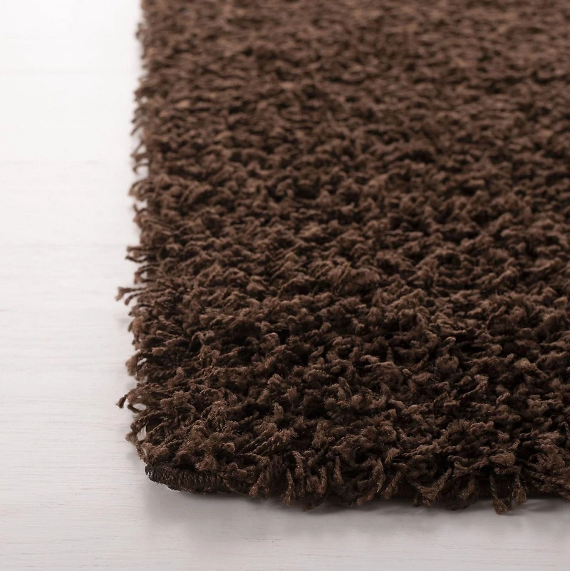 Safavieh Athens Solid Plush Shag Area Rug