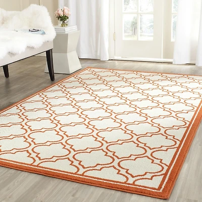 Safavieh Amherst Wilson Geometric Area Rug