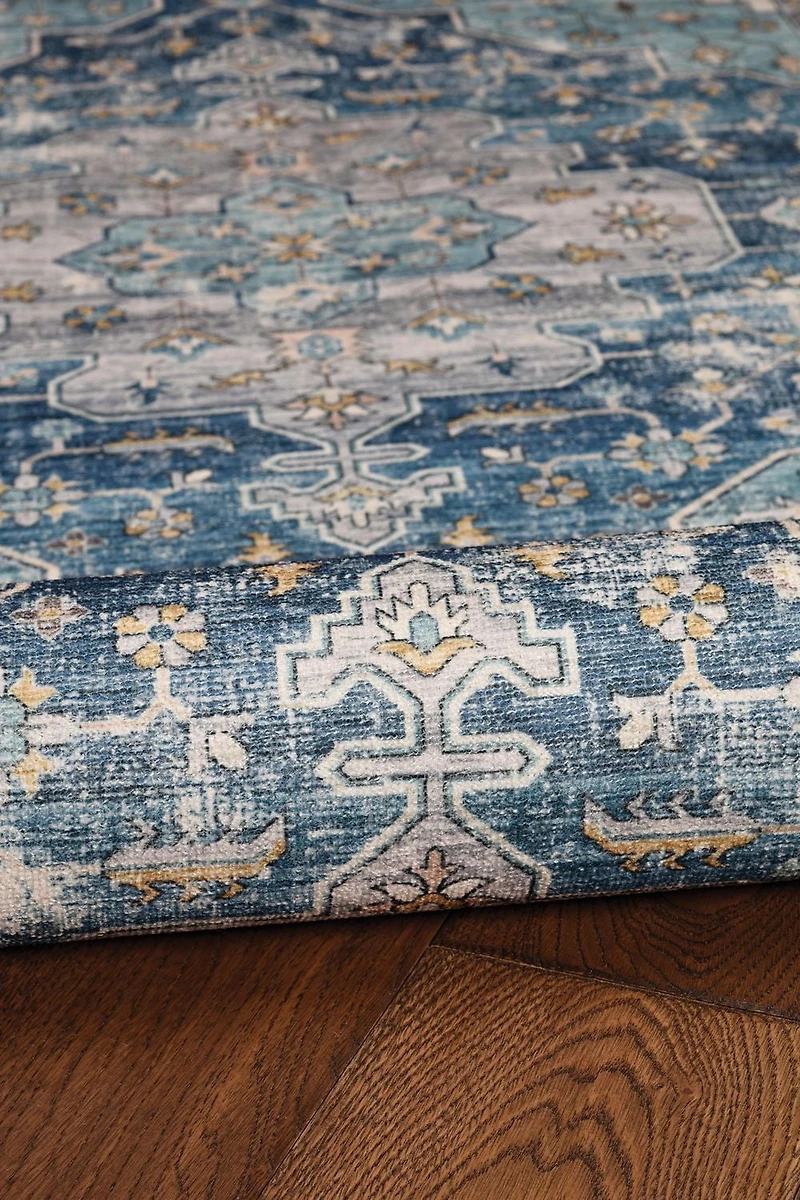 Sariah 3' x 5' Washable Accent Rug, Teal and Ivory