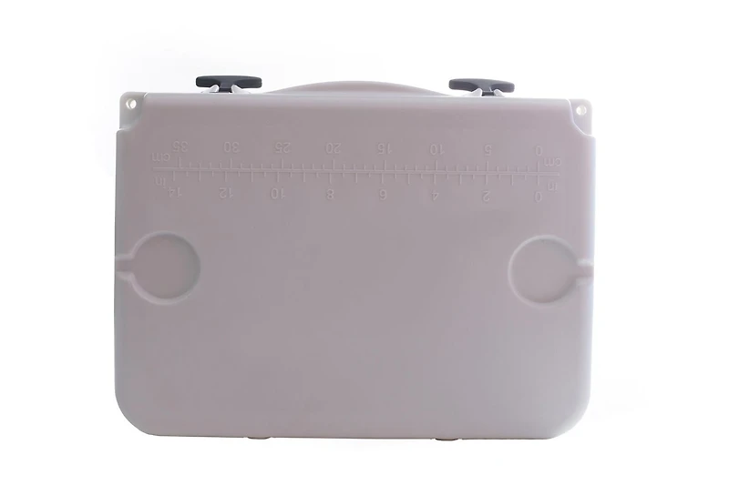 FRIGIDAIRE 22-Quart EXTREME Rotomolded Hard Cooler with Bottle Opener & Handle