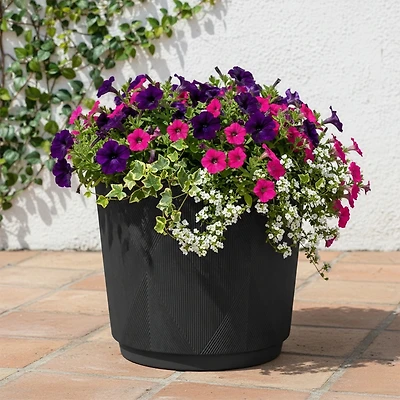 Better Homes & Gardens 16in Cappriccio Resin Planter, Black
