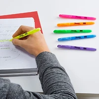 Sharpie Pocket Highlighters, Narrow Chisel Tip, Yellow
