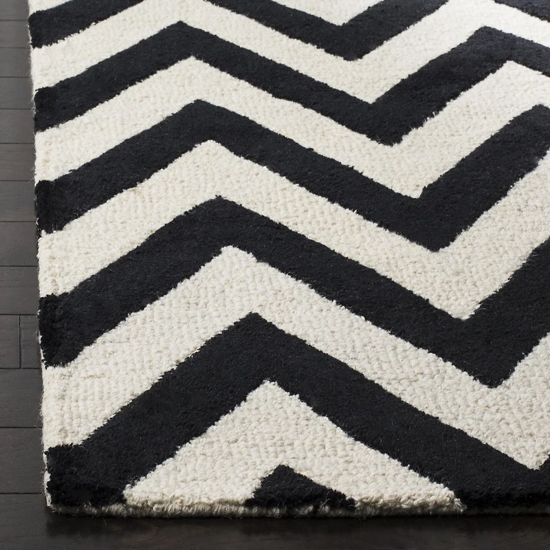 Safavieh Cambridge Kaitlyn Tapis Chevron