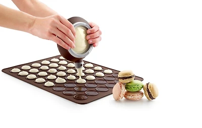 Ens. à macarons Lekue avec poche à douille Decomax et tapis de cuisson