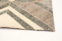 ECARPETGALLERY 4'11" x 7'9" Contemporary Cowhide Patchwork Handmade Area Rug for Living Room, Dining Room and Bedroom in Brown