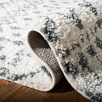 Safavieh Berber Fringe Phillip Aztec Shag Area Rug