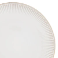 Assiette à dîner en grès crème Sawyer de Better Homes & Gardens
