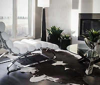 H-Natural Kobe Cowhide 5'X7' Rug