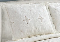 Couvre-lit Marina Decoration brodée, ensemble de literie ultra doux et uni, avec taie d'oreiller matelassée, motif géométrique crème