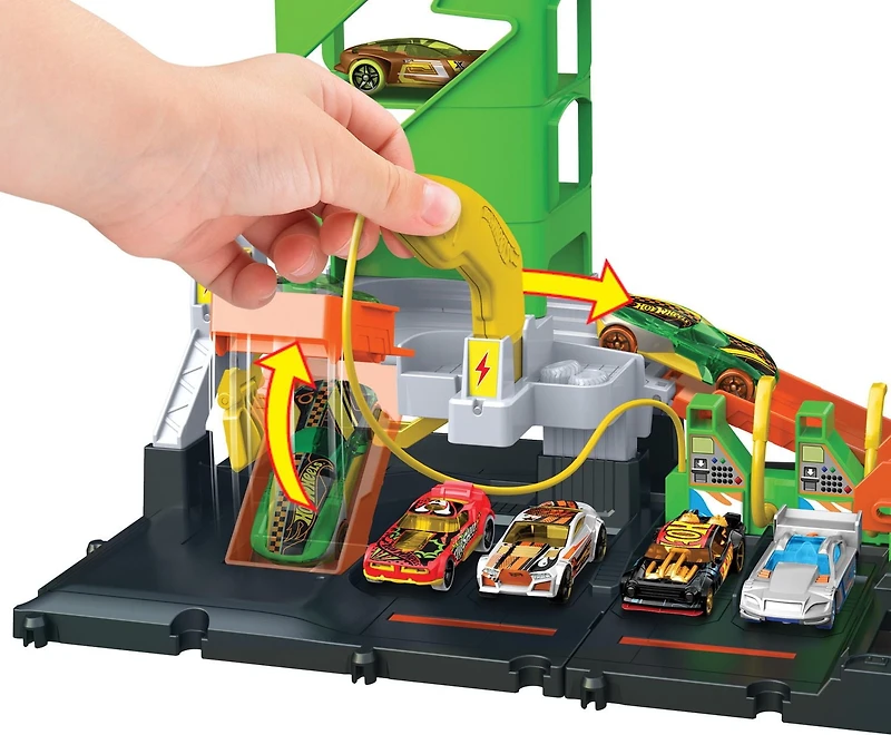 Hot Wheels City Super Recharge Fuel Station with 1:64 Scale Toy Car