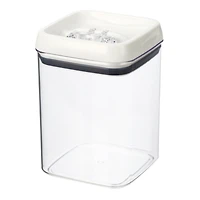 Contenant de rangement Flip-TiteMD de 7,2 Tasses de Better Homes & Gardens Capacité : 1,7 L