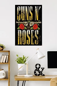 Guns N' Roses - Stacked Logo Wall Poster, 22.375" x 34"