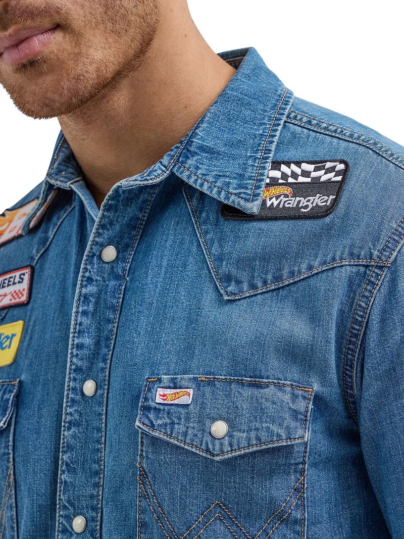 WRANGLER® x HOT WHEELS™ CHEMISE DE TRAVAIL EN DENIM POUR HOMMES