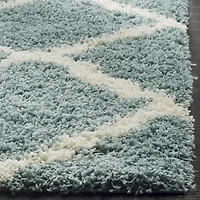 Safavieh Dallas Logan Geometric Shag Area Rug