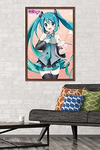 Hatsune Miku - Music Note Wall Poster with Push Pins, 14.725" x 22.375"