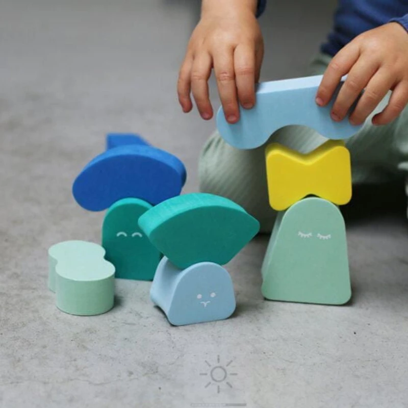 Quut - Blokki: Minty Blue - Soft Foam Stacking Toy - 10 Pieces - Fun & Creative Building - Playful Faces for Imaginative Stories - Multifunctional & Open-Ended Play
