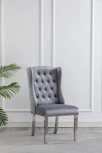 CHAISES K-LIVING FILA EN VELOURS TOUFFETÉ DE COULEUR GRIS AVEC PIEDS EN ACIER INOXYDABLE ET POIGNÉE ARRIÈRE ROBUSTE (2 CHAISES)