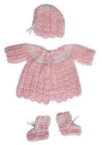 Baby Luv Blanc Fil 120g Livré dans de belles couleurs de bébé.