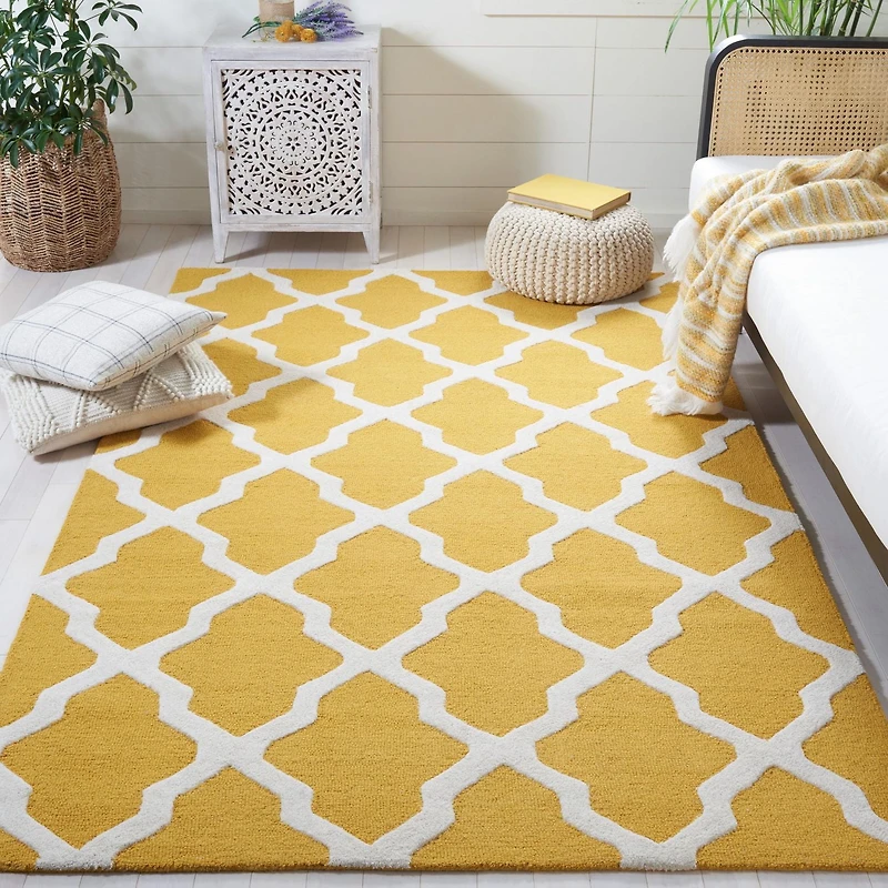 Safavieh Cambridge Liam Geometric Area Rug