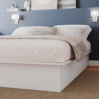 Nexera Valere Platform Bed