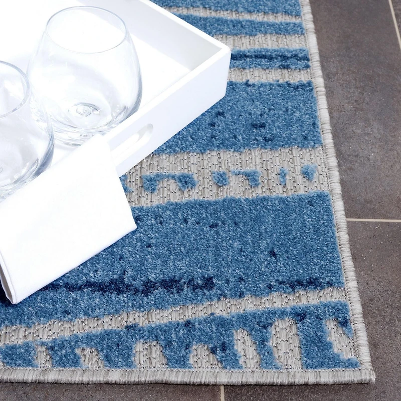 SAFAVIEH Cottage Neville Geometric Indoor/Outdoor Area Rug