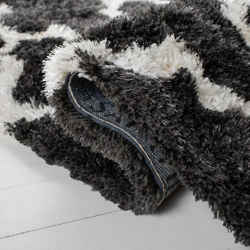 Safavieh Barcelona Anabelle Tapis Peluche Shag Géométrique
