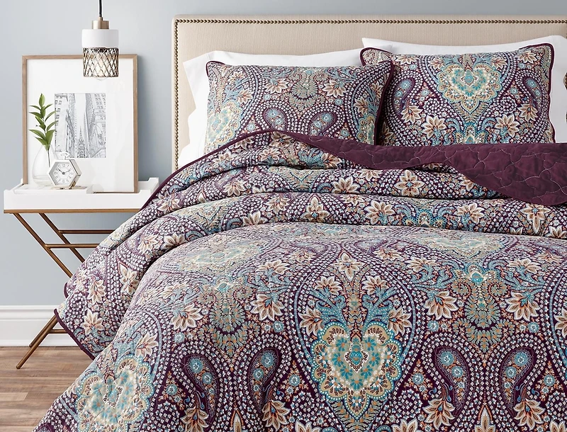 Hometrends Saffron Quilt Set