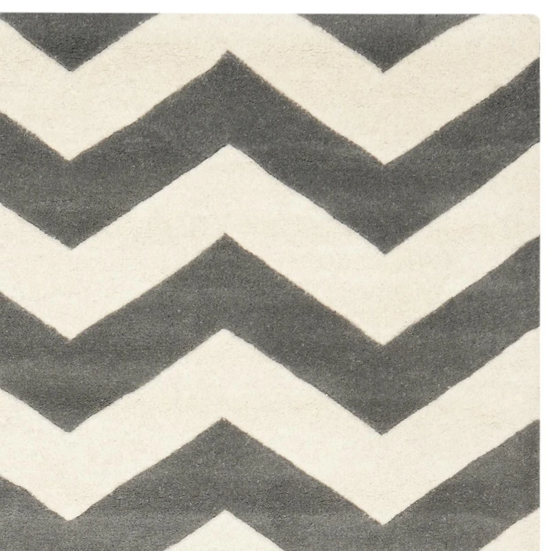 Safavieh Chatham Jake Zigzag Stripes Area Rug