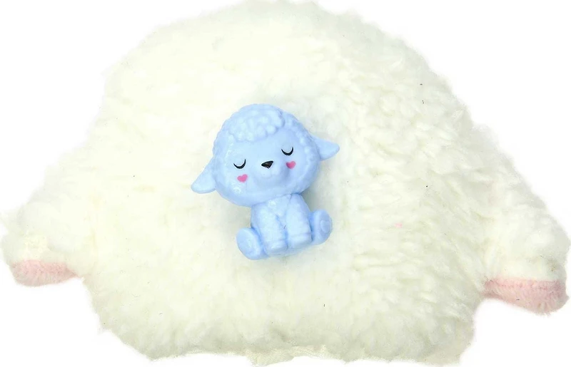 Barbie Cutie Reveal Poupée Chelsea et accessoires, costume agneau en peluche et 6 surprises avec changement de couleur, Série T-Shirt Confort