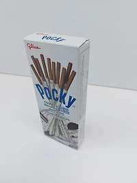 Glico Pocky Cookies And Cream Small, 40 g