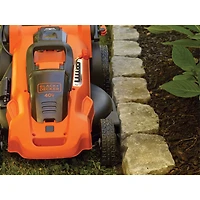 BLACK+DECKER CM2043C 40V MAX* Lithium Ion Cordless 20 in. Lawn Mower with Battery & Charger Included