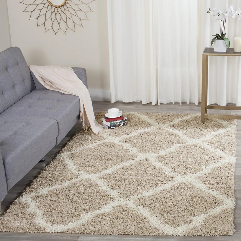 Safavieh Dallas Logan Geometric Shag Area Rug