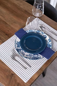 Améliorez votre expérience culinaire avec les sets de table Fabstyles Bistro Stripe - Lot de 4