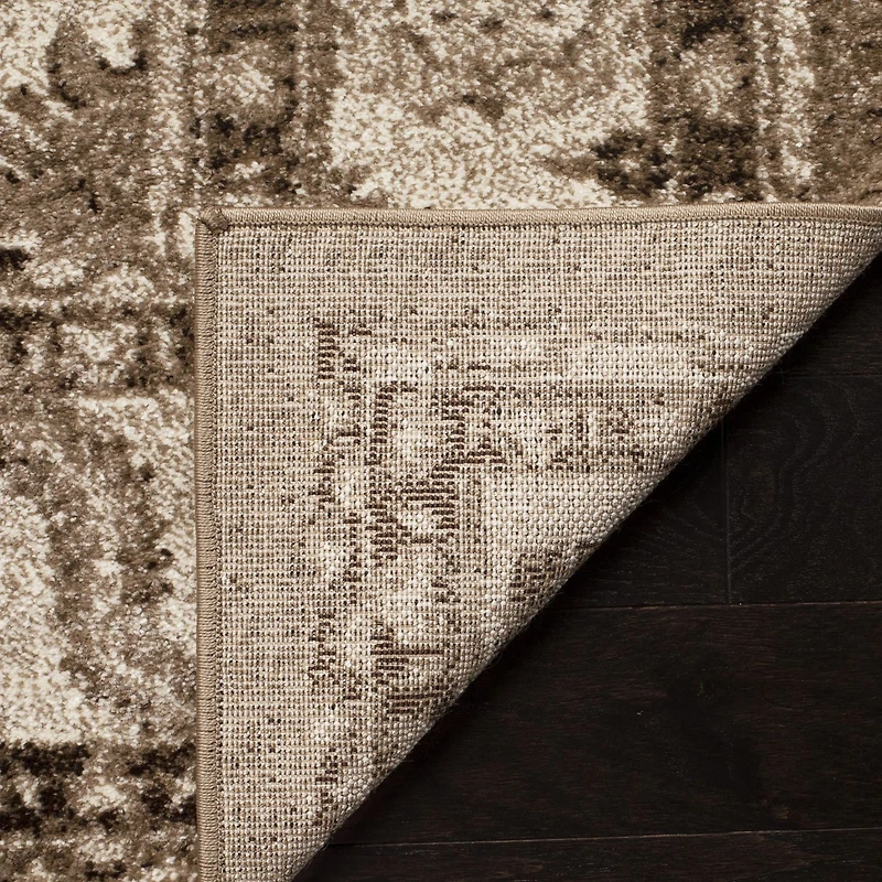 Safavieh Vintage Hamadan Pema Traditional Area Rug