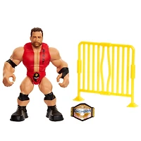WWE Knuckle Crunchers Action Figures & Accessories, Bone-Crunch Sound, 3.25-inch (Styles May Vary)