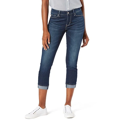 Levi Strauss Signature.™ Women's Modern Capri