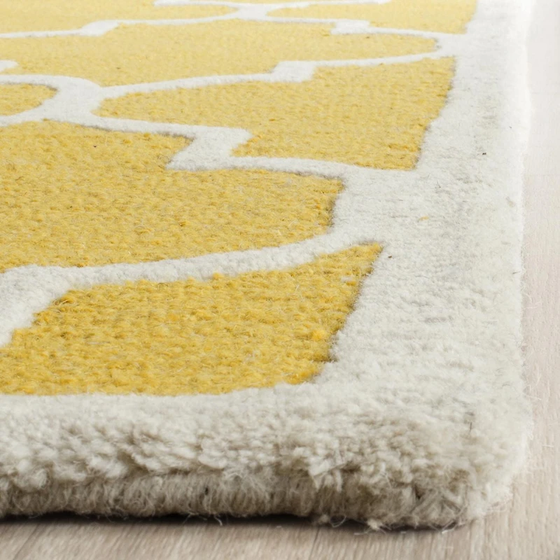 Safavieh Cambridge Kevin Geometric Area Rug