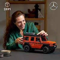 LEGO Technic Mercedes-Benz G 500 PROFESSIONAL Line Car Building Set, G-Class Model Car Gift for Adults Who Love Luxury 4X4s and Off-Road Vehicles, Mercedes-Benz Collectibles and Merchandise, 42177