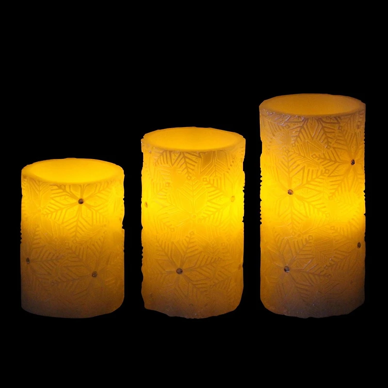 Hometrends Pearlescent Snowflake with Gem LED Pillar Candle Set with Remote Control