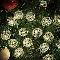 Holiday Time BO 18 LED Wire Ball Garland