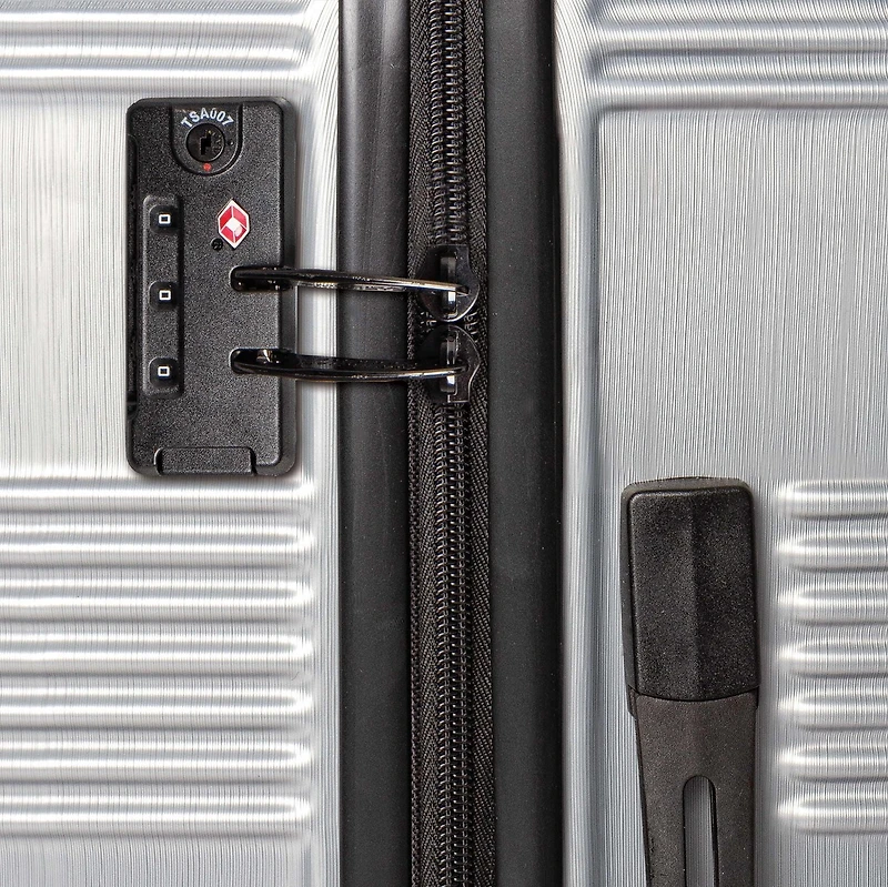 American Tourister Unify Spinner Carry On