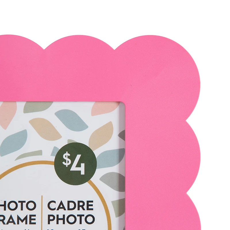 Cadre à photos à écailles décoratif rose de 10,2 cm x 15,2 cm pour table