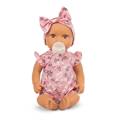 Poupée Bébé LullaBaby – Tenue Fleurie, Yeux Bruns et Teint Olive Lullababy Poupée Bébé – Tenue Fleurie, Yeux Bruns