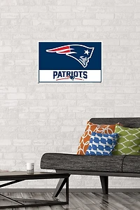 NFL New England Patriots - Logo 21 Wall Poster, 22.375" x 34" Framed