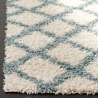 Safavieh Dallas Jerrie Geometric Shag Area Rug