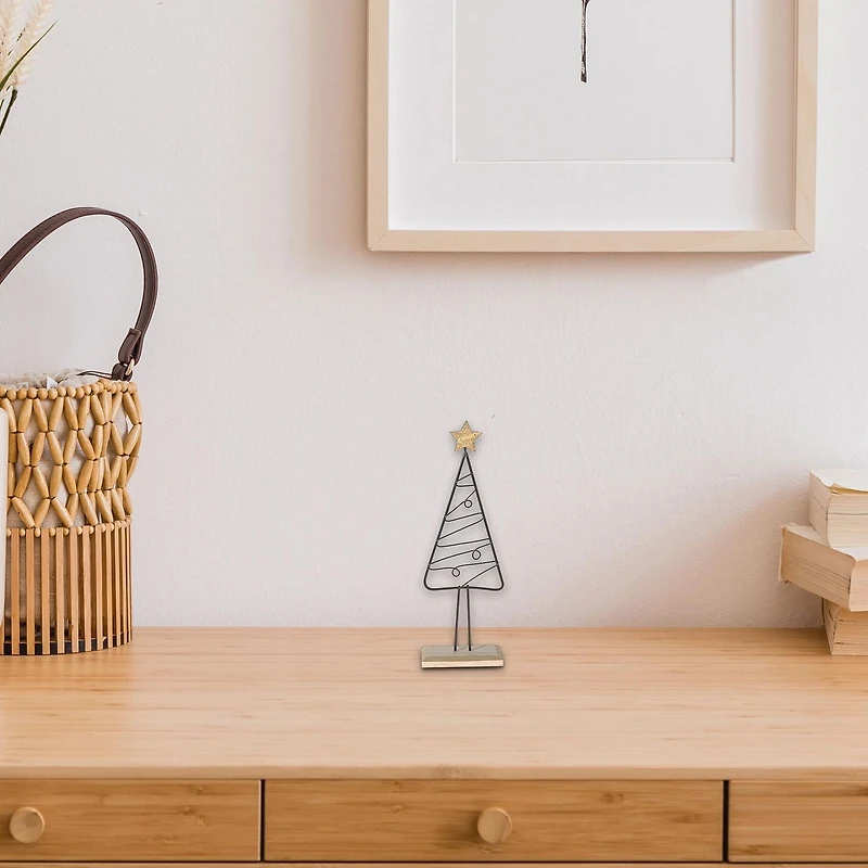 Wire Tree And Star Stand Decor 11.42"