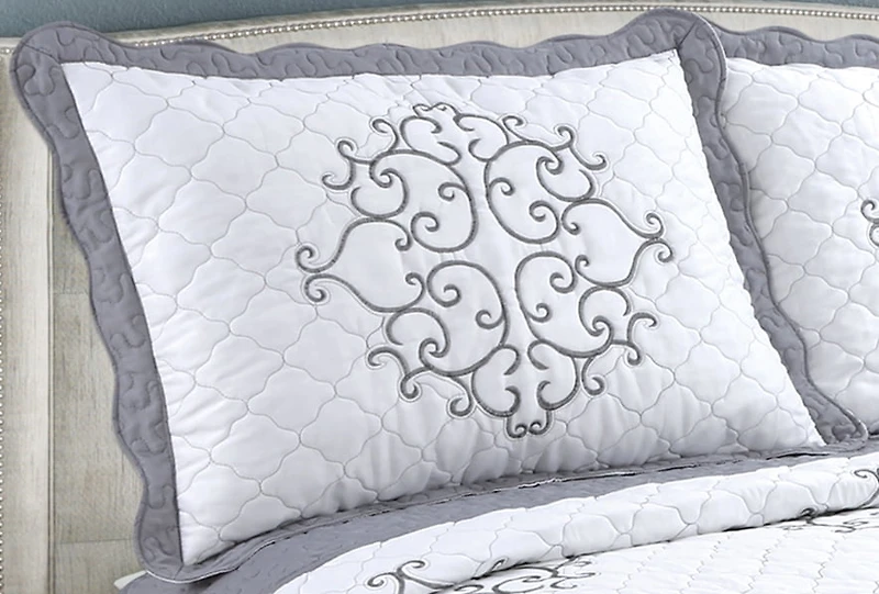 Couvre-lit brodé Marina Decoration, couvre-lit ultra doux et uni, parure de lit d'été avec taie d'oreiller matelassée, motif mandala argenté