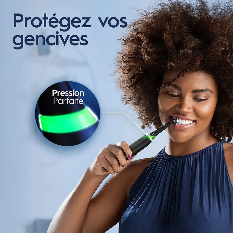 Brosse à dents électrique Oral-B iO Series 3 avec (2) brossettes, iO3 rechargeable, blanc Brosse à dents avec (2) brossettes