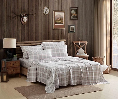 Coleman Printed Polyester Flannel Sheet Set