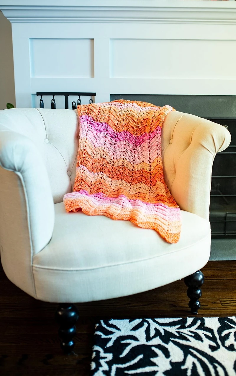 Lion Brand Mandala Ombre Yarn - Harmony